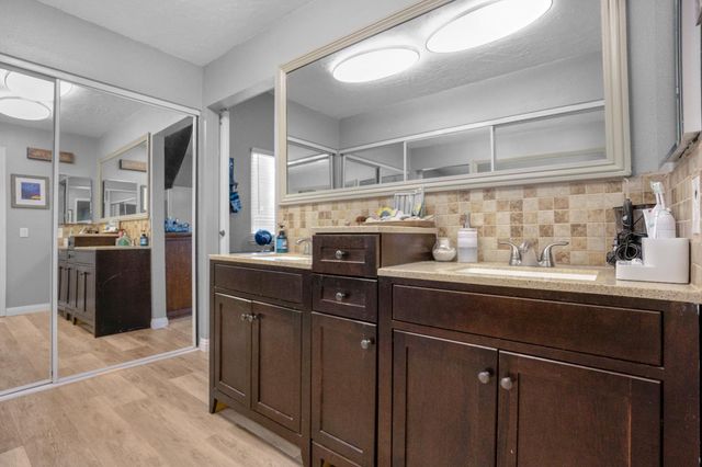 8548 Iris Crest Way, Elk Grove, CA 95624