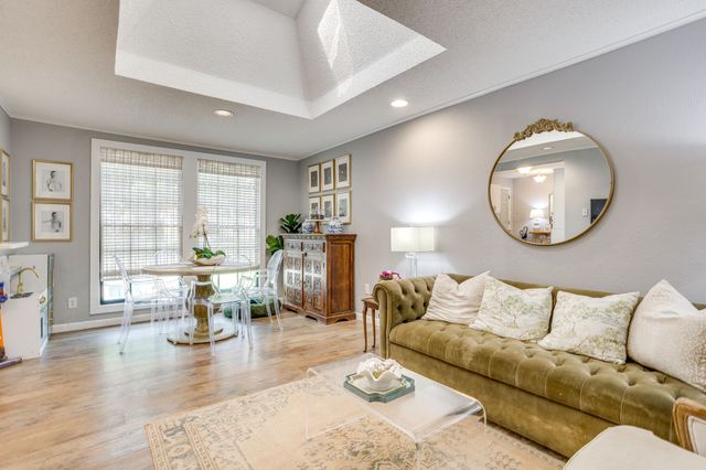 4632 Pershing Avenue, Fort Worth, TX 76107