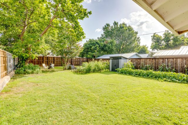 4632 Pershing Avenue, Fort Worth, TX 76107