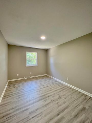 1362 Dix Drive, Lexington, KY 40517