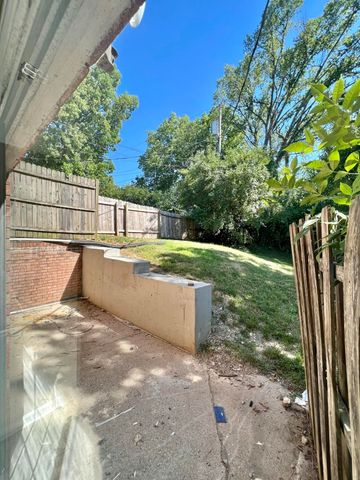 1362 Dix Drive, Lexington, KY 40517