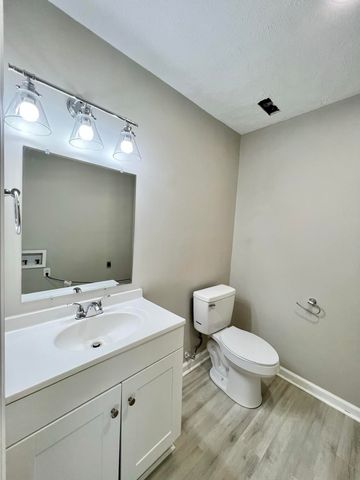 1362 Dix Drive, Lexington, KY 40517