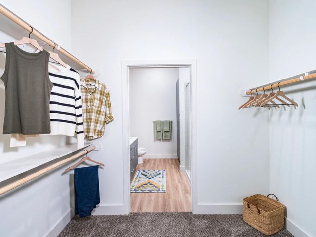 641 W Crosstimbers Street 1-134, Houston, TX 77018