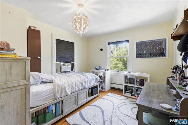 7 Godfrey Road, Montclair, NJ 07043