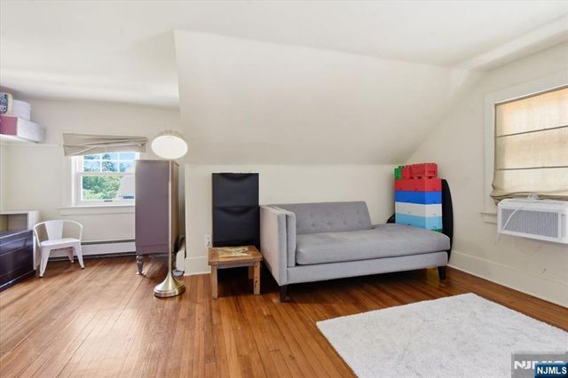 7 Godfrey Road, Montclair, NJ 07043