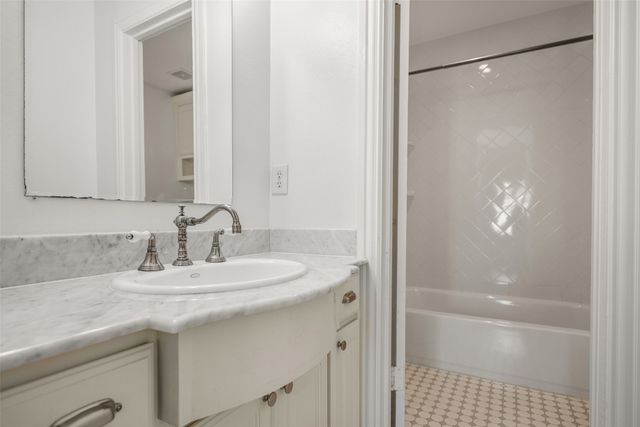 5619 Ridgedale Avenue, Dallas, TX 75206