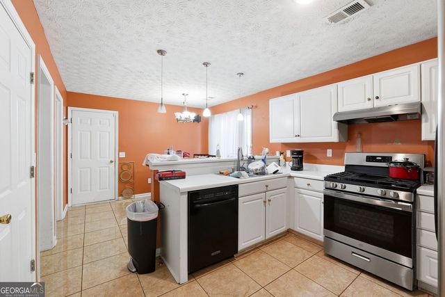 2833 Loral Pines Drive NW, Lawrenceville, GA 30044