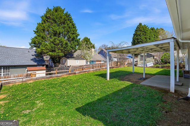 2833 Loral Pines Drive NW, Lawrenceville, GA 30044