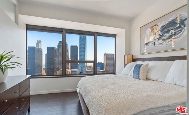 1100 Wilshire Boulevard 2806, Los Angeles, CA 90017