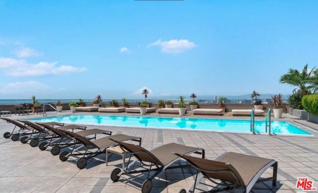 1100 Wilshire Boulevard 2806, Los Angeles, CA 90017