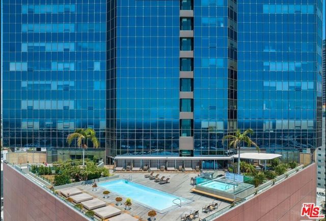 1100 Wilshire Boulevard 2806, Los Angeles, CA 90017