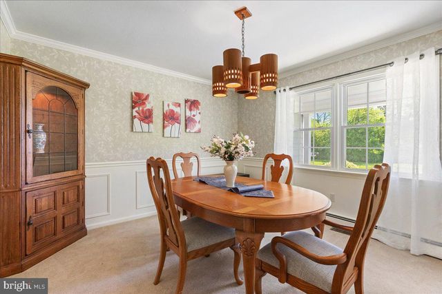 279 PENNINGTON ROCKY HILL RD, Pennington, NJ 08534