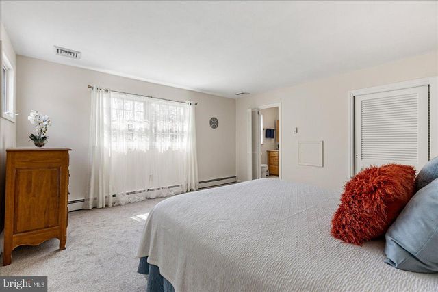 279 PENNINGTON ROCKY HILL RD, Pennington, NJ 08534