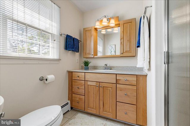 279 PENNINGTON ROCKY HILL RD, Pennington, NJ 08534