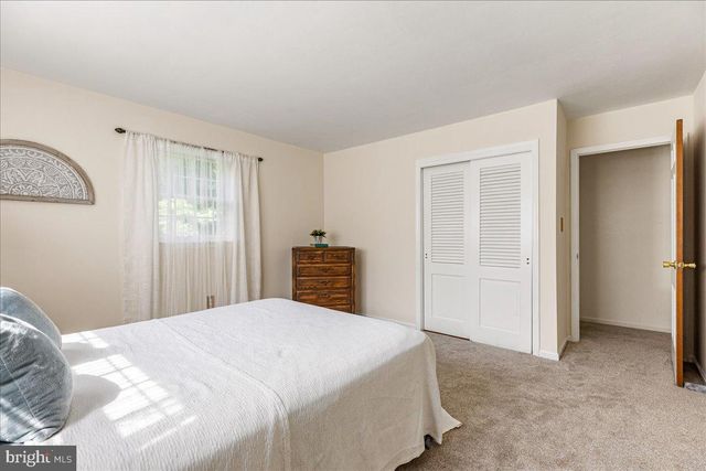 279 PENNINGTON ROCKY HILL RD, Pennington, NJ 08534