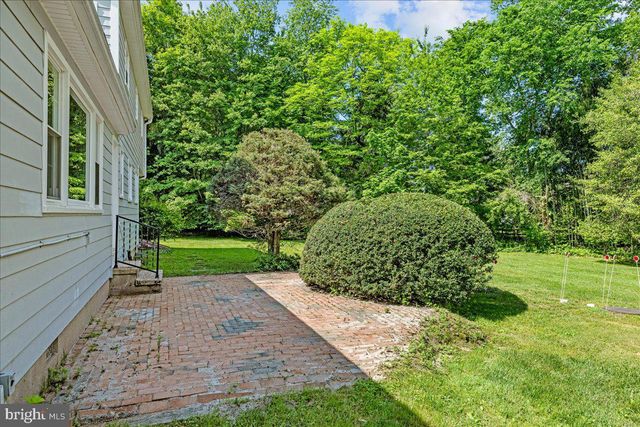279 PENNINGTON ROCKY HILL RD, Pennington, NJ 08534