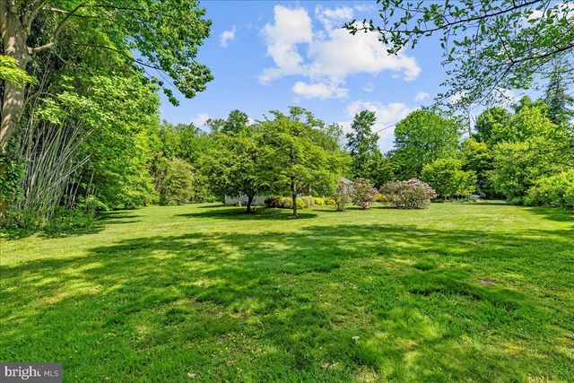 279 PENNINGTON ROCKY HILL RD, Pennington, NJ 08534