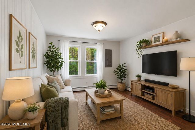 308 Longfellow Avenue, Toms River, NJ 08753