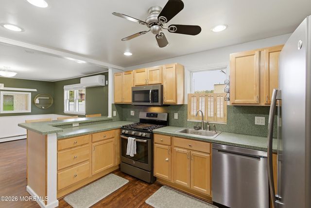 308 Longfellow Avenue, Toms River, NJ 08753