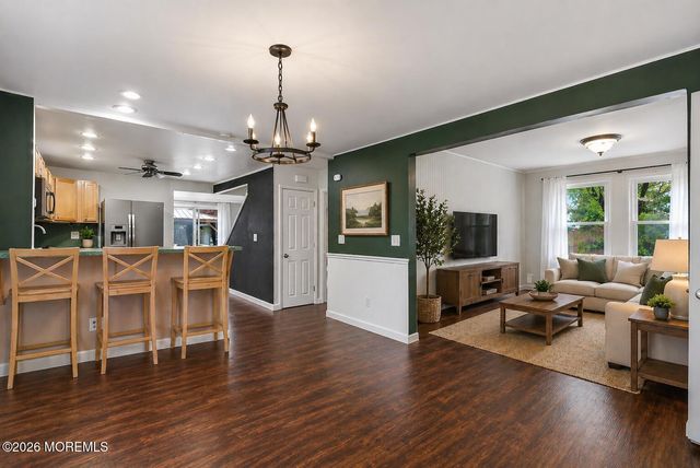 308 Longfellow Avenue, Toms River, NJ 08753