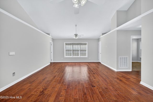 807 Spy Glass Court, Wilmington, NC 28411