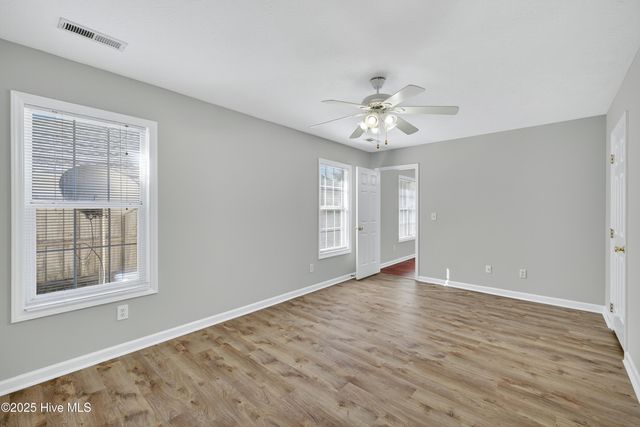 807 Spy Glass Court, Wilmington, NC 28411