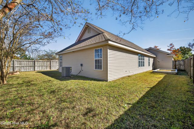 807 Spy Glass Court, Wilmington, NC 28411