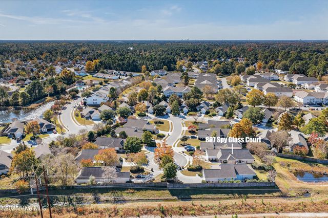 807 Spy Glass Court, Wilmington, NC 28411