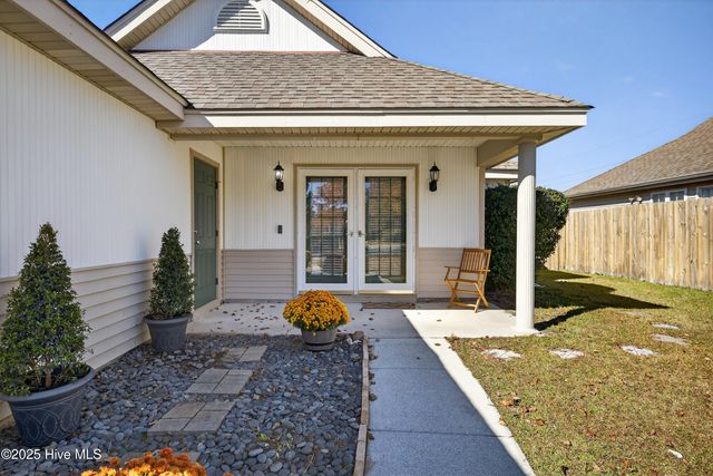 807 Spy Glass Court, Wilmington, NC 28411