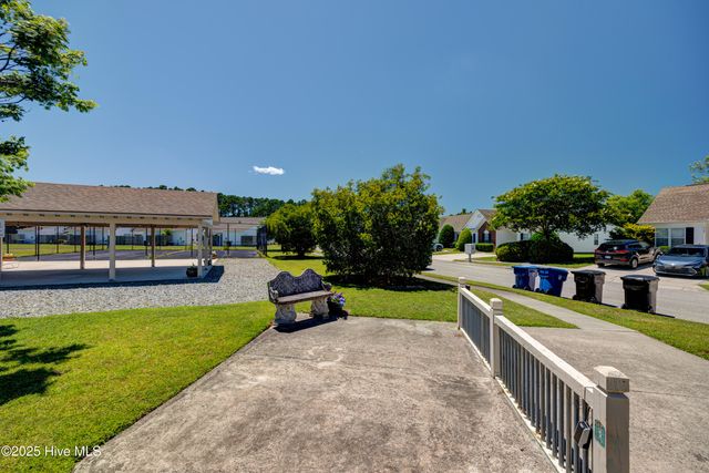 807 Spy Glass Court, Wilmington, NC 28411