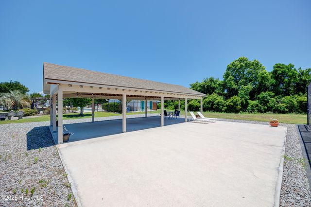 807 Spy Glass Court, Wilmington, NC 28411