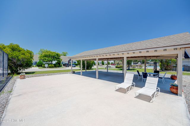 807 Spy Glass Court, Wilmington, NC 28411