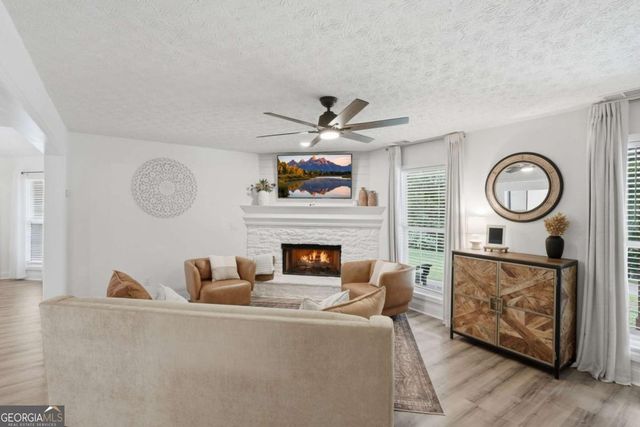 758 Mayapple Glen, Dawsonville, GA 30534