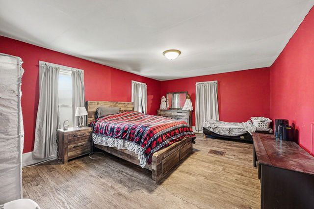 1024 Cooper Street, Jackson, MI 49202