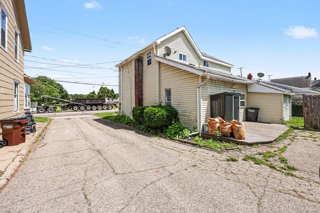 1024 Cooper Street, Jackson, MI 49202