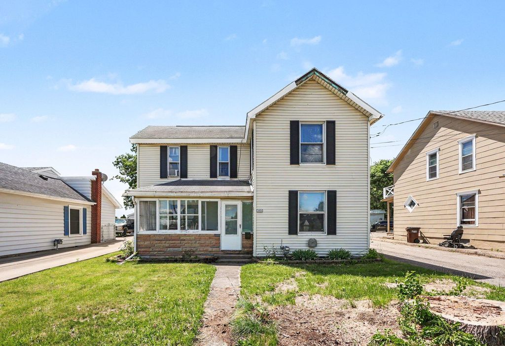 1024 Cooper Street, Jackson, MI 49202