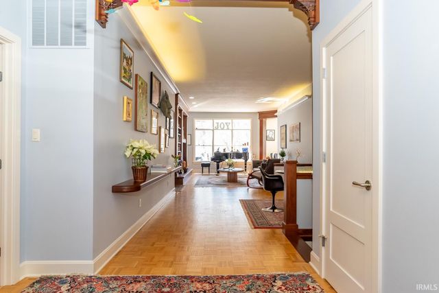 2814 S St Remy Circle, Bloomington, IN 47401