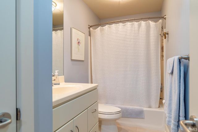 2814 S St Remy Circle, Bloomington, IN 47401