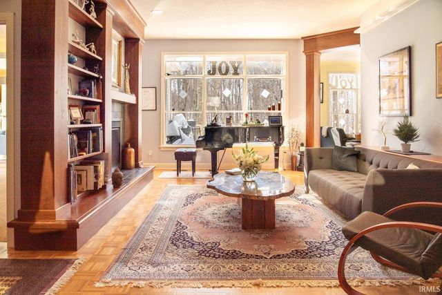 2814 S St Remy Circle, Bloomington, IN 47401