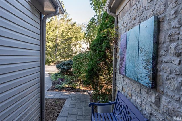 2814 S St Remy Circle, Bloomington, IN 47401