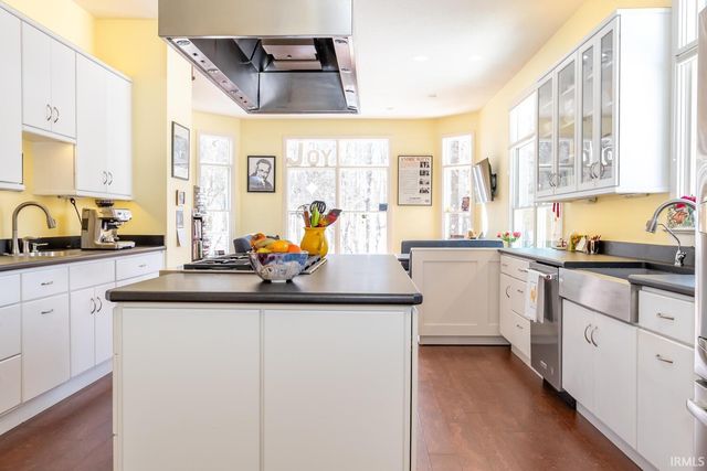 2814 S St Remy Circle, Bloomington, IN 47401