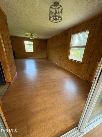 4321 Stone Mountain Road, Coeburn, VA 24230