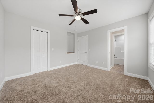 2650 14th Street NE, Hickory, NC 28601