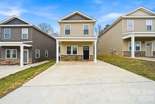 2650 14th Street NE, Hickory, NC 28601