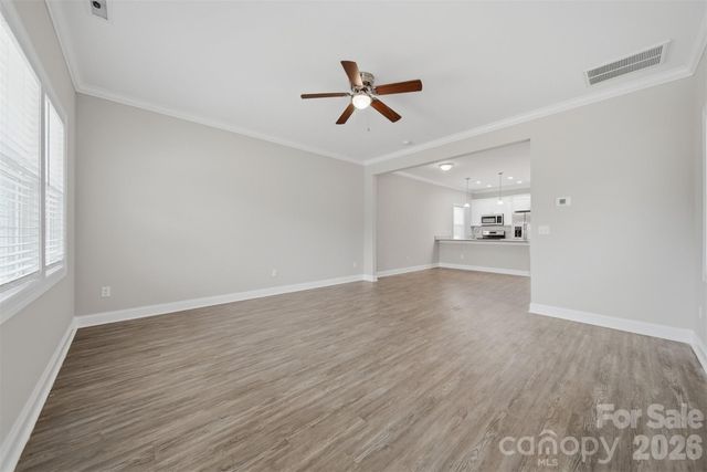 2650 14th Street NE, Hickory, NC 28601