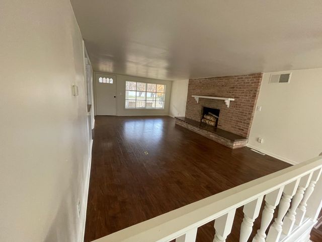 3217 Jefferson, Midland, MI 48640