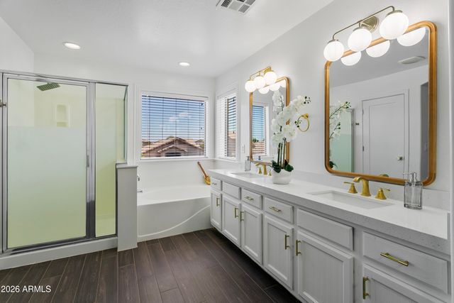 2614 W BOW Court, San Tan Valley, AZ 85144