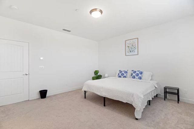 10433 Cello Way, Elk Grove, CA 95757