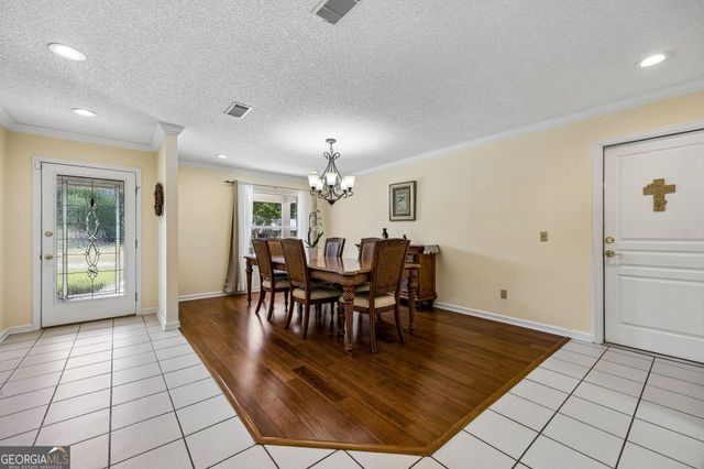 71 Sadler Cove Drive, Woodbine, GA 31569