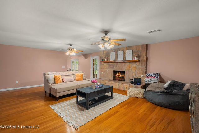 28 J D Aultman Road, Sumrall, MS 39482